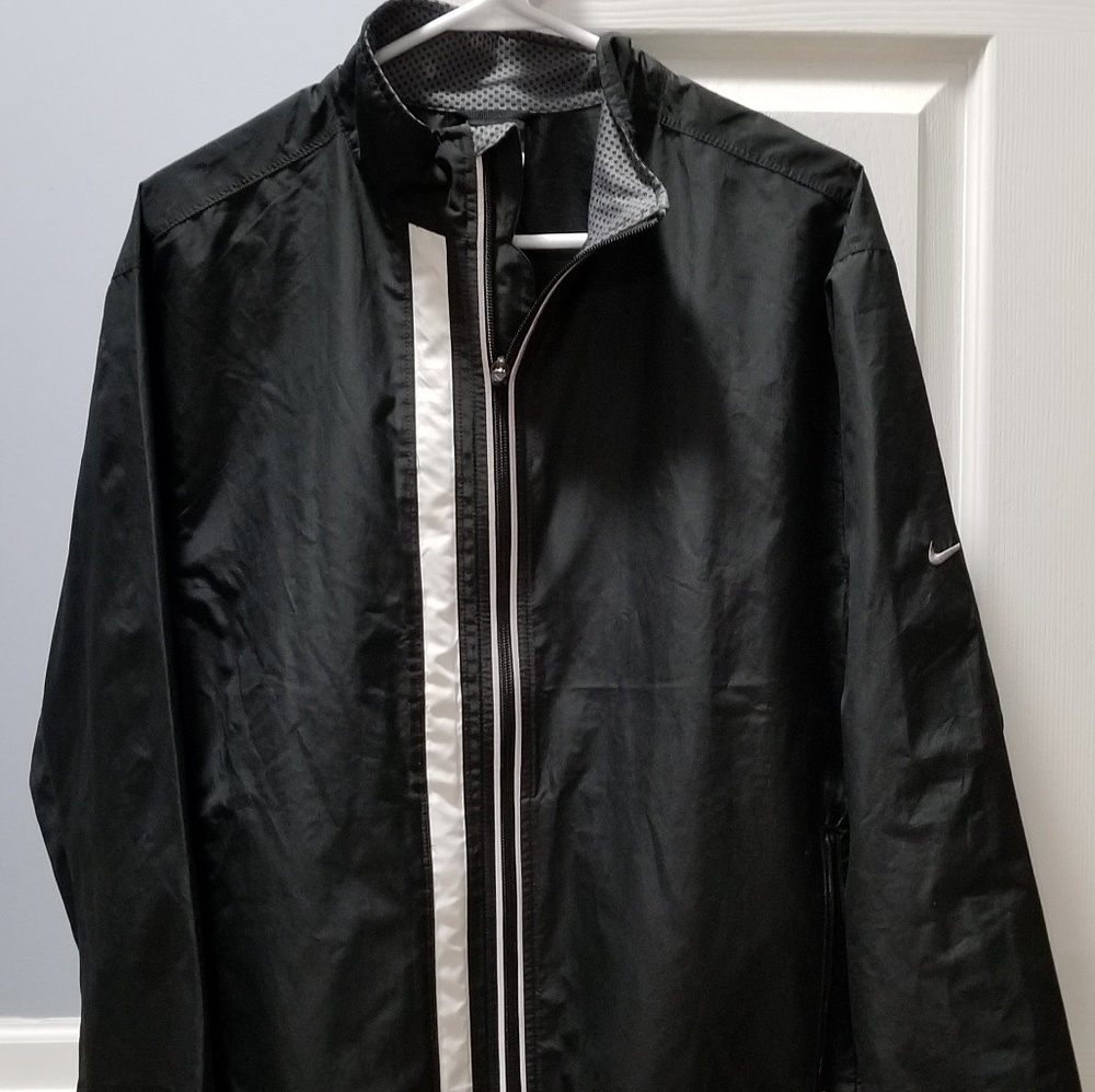 Nike windbreaker